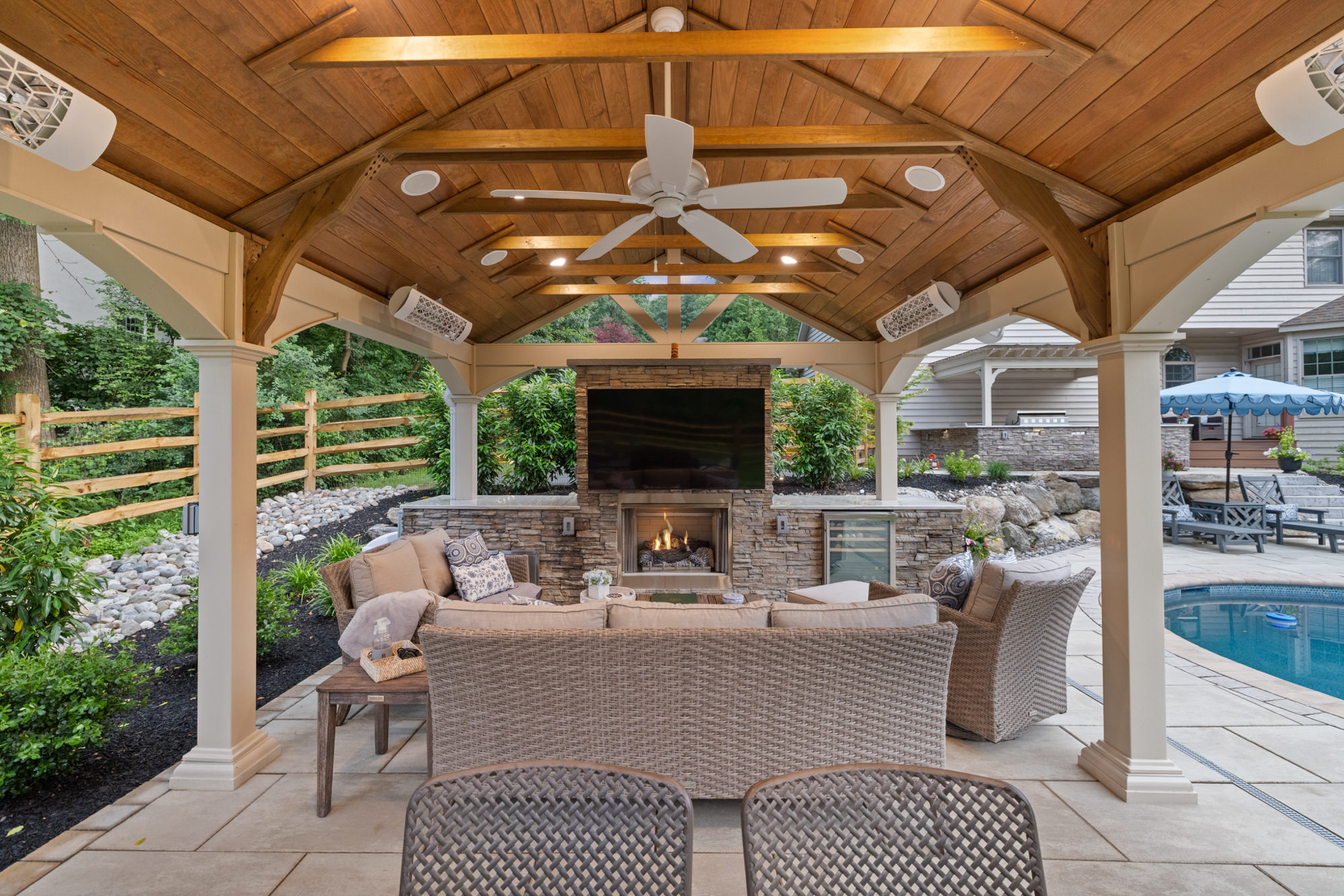 Stone fireplace and covered hardscape in Center Valley, PA