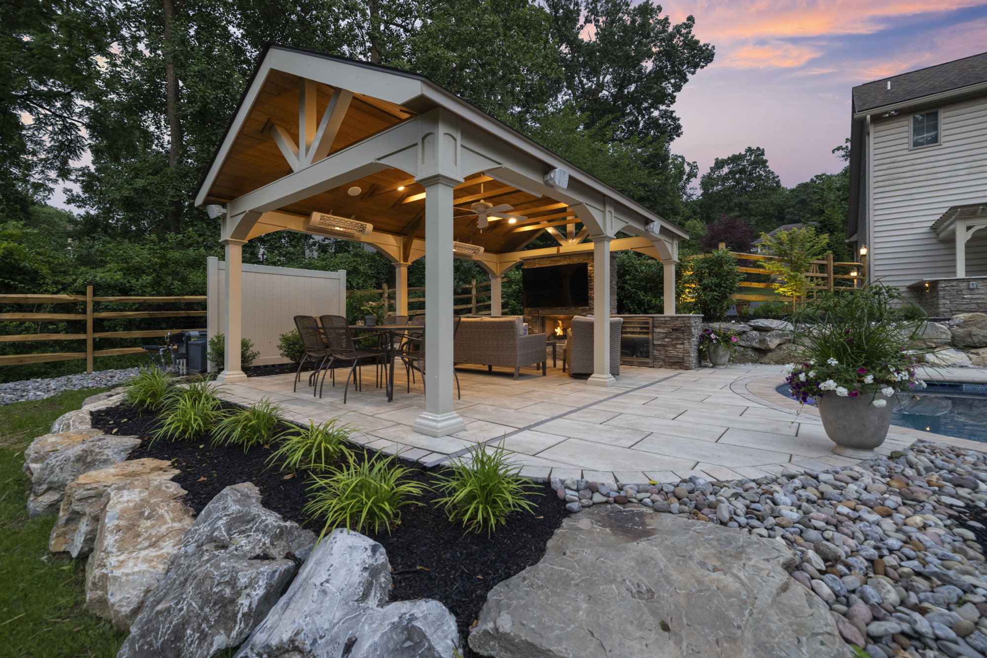 Brookridge Dr Outdoor Living, image 7
